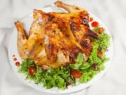 Bếp Eva - Gà nướng ngon với bí quyết ướp gà từ muối ớt, mật ong