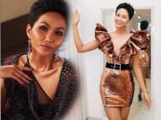 Thời trang - Đang đẹp, H’Hen Niê bất ngờ “bị tố” cãi lời stylist nên trang phục vừa quê vừa xấu