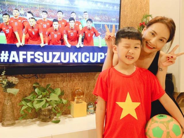 Say men chiến thắng, Bảo Thanh phỏng vấn nóng quý tử Bin về đội tuyển Việt Nam