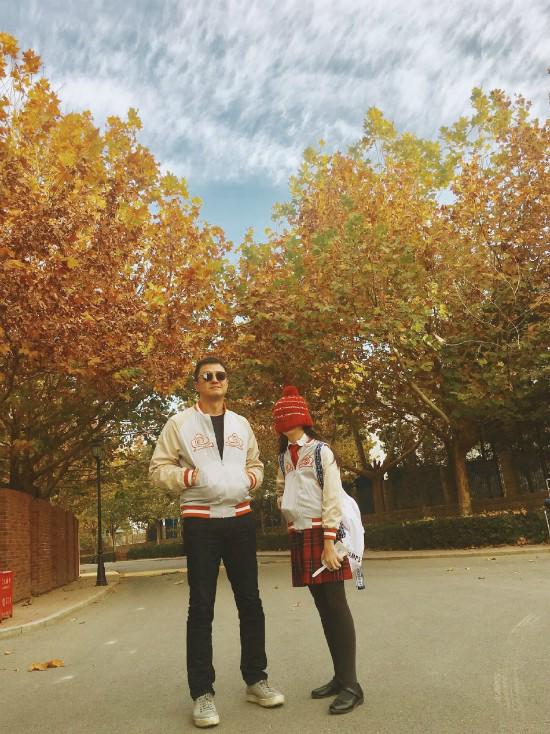 Không ai như Vương Phi đi chơi với tình trẻ mặc con gái cùng bố phẫu thuật hở hàm ếch - 1