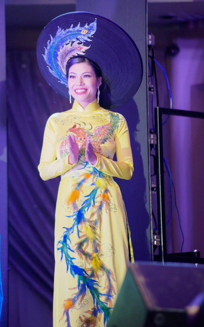 Lina NY đăng quang Hoa hậu Mrs Việt Nam Liên Lục Địa Canada 2018 - 3