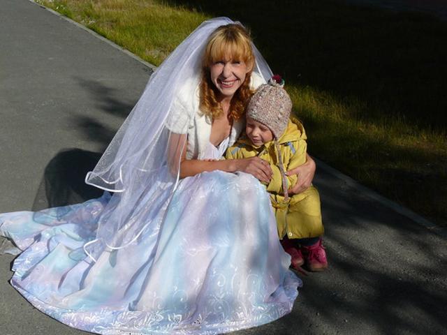 Bị bỏ rơi vì gương mặt bà lão lúc chào đời, 23 năm sau cô gái làm nên kỳ tích - 7