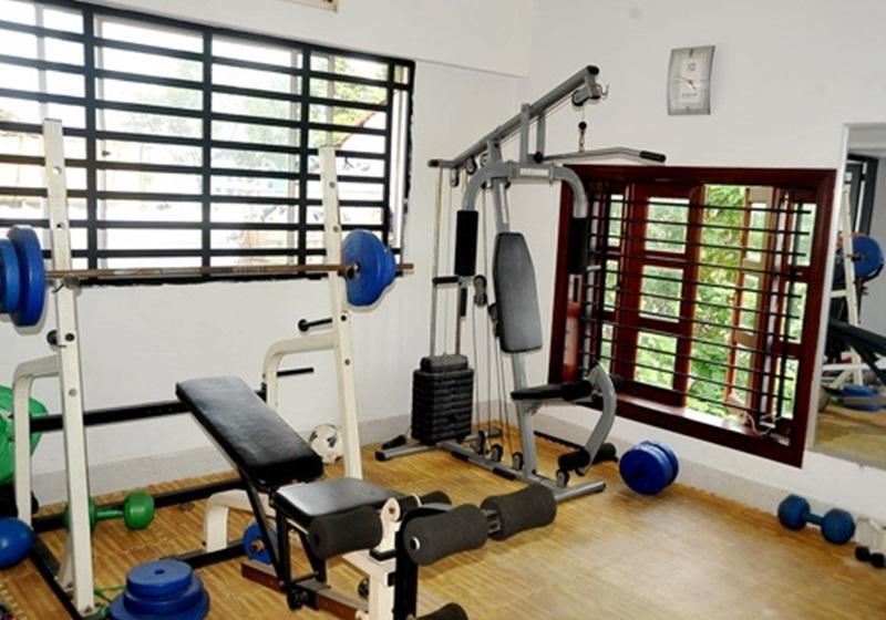 Lý Hải tận dụng được tầng thượng để làm phòng tập gym, giúp anh có một cơ thể cường tráng.
