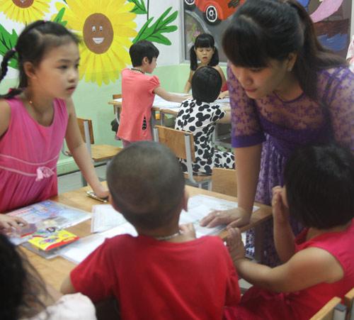 Suy ngẫm với bài thơ amp;#39;Anh không lấy vợ giáo viên đâuamp;#39; - 2