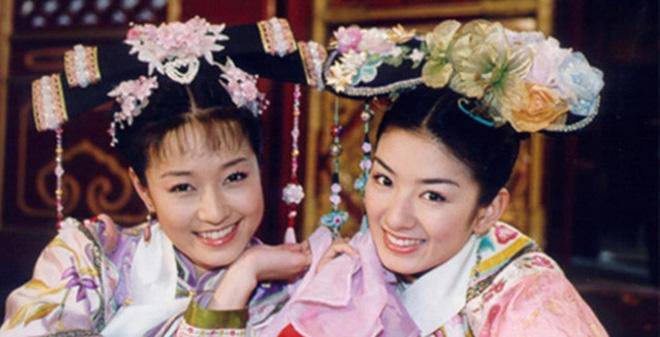 Ngôi sao 24/7: Ngập nước mắt trong đám tang tỷ phú, gây chú ý nhất là con dâu Hoa hậu - 4