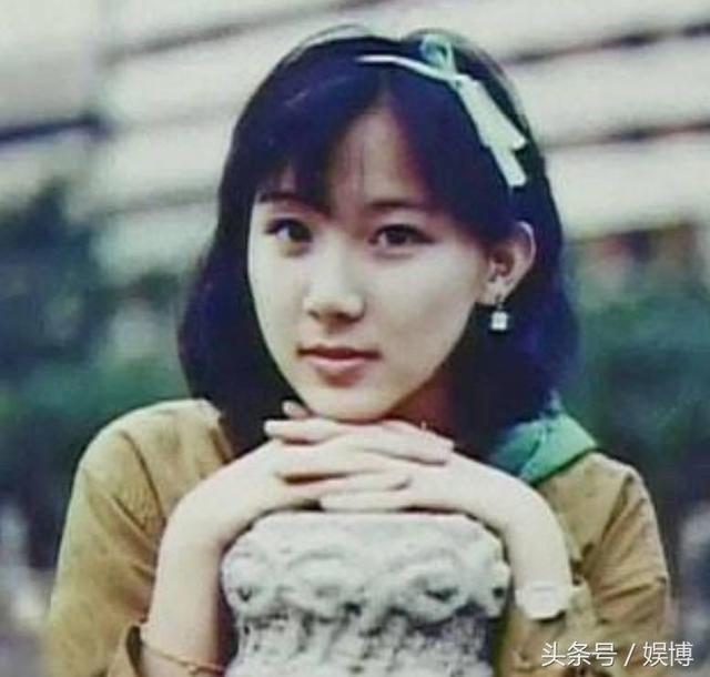 Tiêu Tường: Nỗi khổ vì trở thành amp;#34;gương mặt thảm họaamp;#34;, tai tiếng mối tình cô - cháu vụng trộm - 5