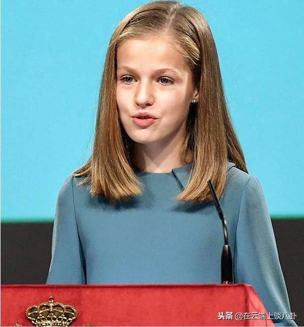 Con gái vua Tây Ban Nha nổi danh “công chúa ngủ trong rừng”, 13 năm sau lớn khác hẳn - 12