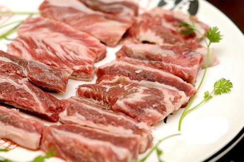 Góc kinh dị: Sởn gai ốc với phương pháp làm đẹp dị hợm của các nữ hoàng thời xưa - 12