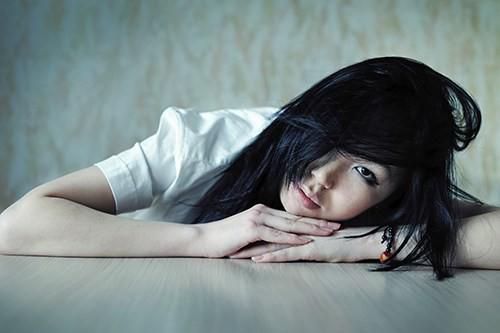 nguoi dan ba 1 doi chong co 2 con van “dai trai” nhu gai moi lon - 2