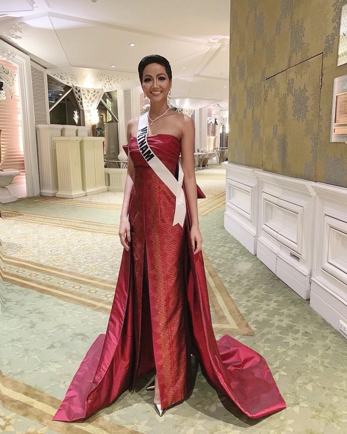 truoc khi la “nu hoang thoi trang” tai miss universe, h’hen nie tung lao dao vi danh hieu mac xau - 3