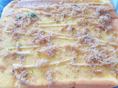Bánh bông lan cuộn ruốc phủ trứng muối ngon mê - 9