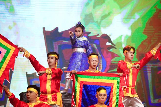 me bo di tu luc biet bo, sao nhi tung dong phim ly hai doat 150 trieu ve cho bo - 12