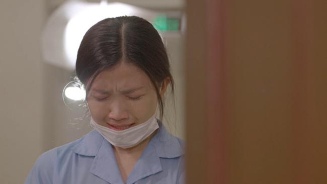 Đầy rẫy cảnh nóng, Những cô gái trong thành phố liệu có gây sốt như Quỳnh Búp Bê? - 5