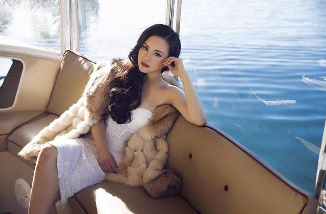 Là mẹ 2 con nhưng 4 mỹ nhân này vẫn đẹp mòn con mắt, quyến rũ bất phân thắng bại - 12