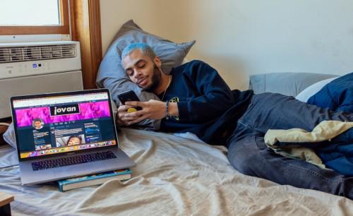 amp;#34;Cái bangamp;#34; thời công nghệ: Lướt web mỗi ngày, nhàn nhã kiếm 4.000 USD mỗi tháng - 1