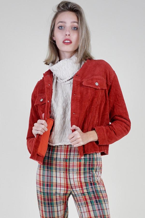 Bị lãng quên đã lâu, chiếc quần này bất ngờ được dự đoán HOT nhất mùa Giáng sinh năm nay - 12