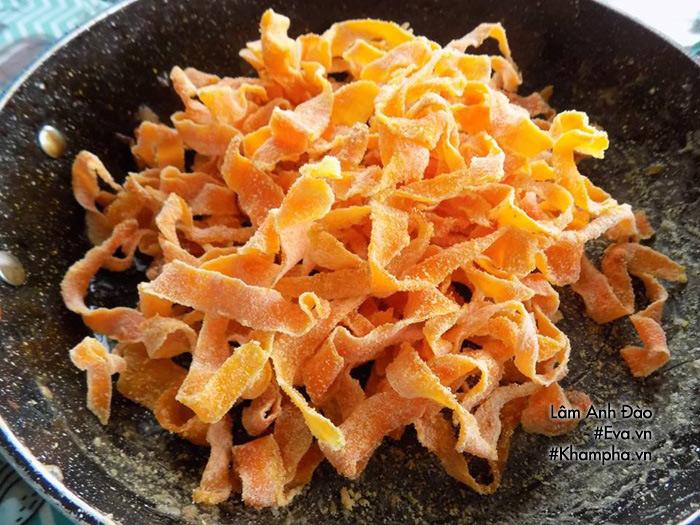 Làm mứt cà rốt không cần nước vôi trong đơn giản mà ngon đón Tết - 4