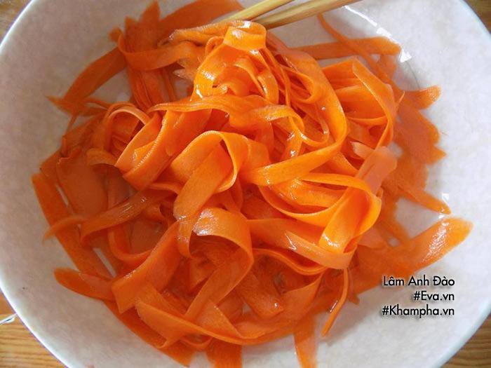 Làm mứt cà rốt không cần nước vôi trong đơn giản mà ngon đón Tết - 3