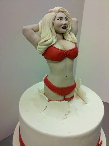 nhin xa tuong hotgirl boc lua, chi em do mat, may rau "do mau mui", lai gan moi bang hoang... - 8