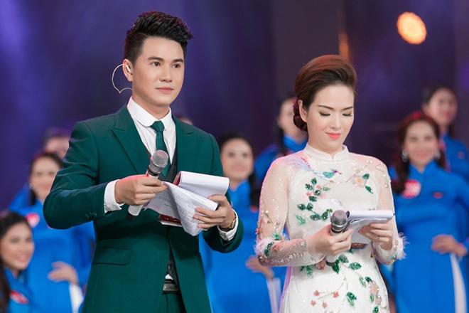 Vũ Mạnh Cường bỏ việc để đi tìm Hoa Khôi Sinh Viên Việt Nam 2018 - 2