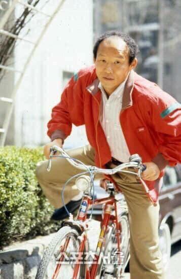 Sau chiến thắng lịch sử, người hâm mộ Việt vỡ òa hạnh phúc nhưng vẫn không quên làm điều này - 7