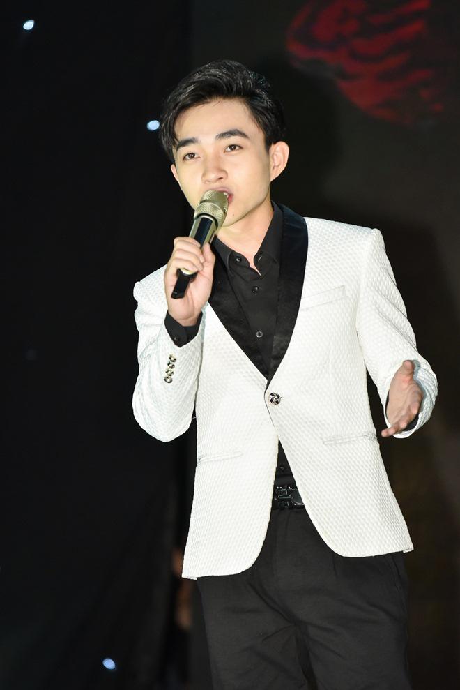 Đan Trường - Cẩm Ly tình tứ hội ngộ, làm khán giả sống lại một thời thanh xuân rực rỡ - 9