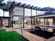 Nhà đẹp - Cận cảnh căn biệt thự của đại gia rộng đẹp như ốc đảo khiến người ta choáng ngợp