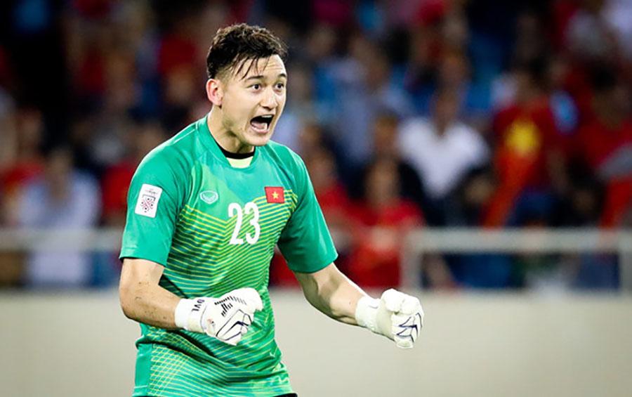 Thủ môn Lâm Tây: Hát hay, đàn giỏi, body amp;#34;cực phẩmamp;#34; và mối quan hệ đặc biệt với Linh Nga - 1