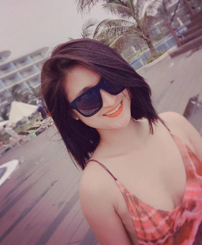 Bạn gái Quang Hải, Huy Hùng, Phan Văn Đức siêu amp;#34;hotamp;#34; với áo tắm - 7