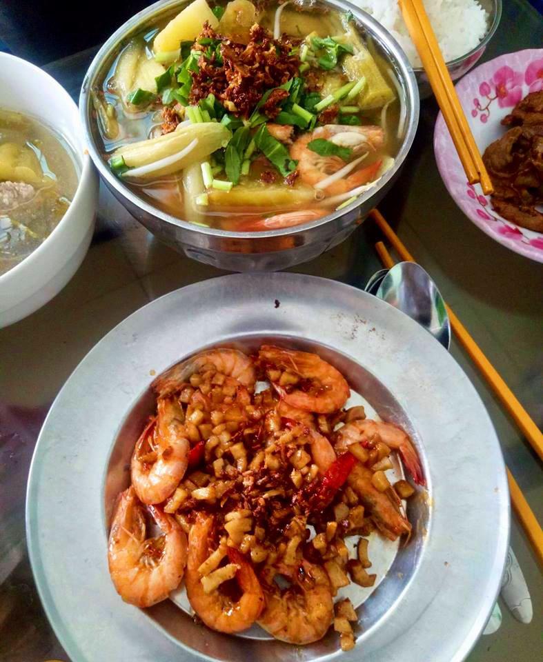 gai sai thanh khoe nhung mam com 3 nguoi duoi 100k khien ong xa lan me chong tam phuc - 13