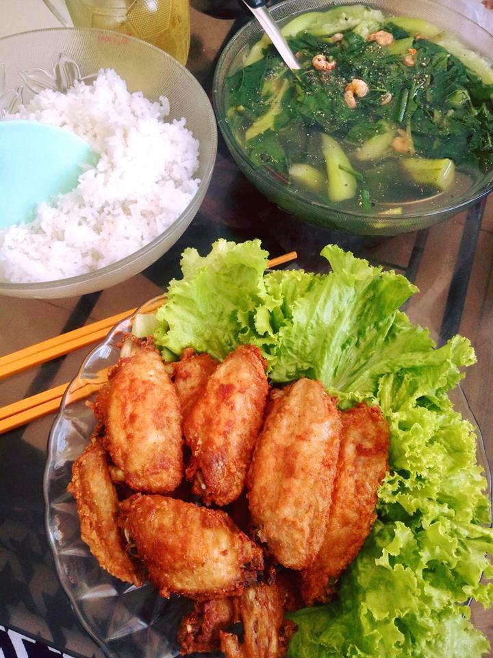 gai sai thanh khoe nhung mam com 3 nguoi duoi 100k khien ong xa lan me chong tam phuc - 17