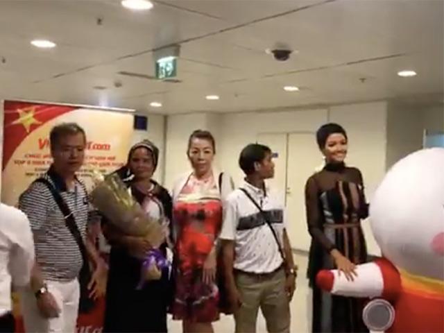 h'hen nie dien vay e de tro ve nuoc trong vong vay yeu thuong cua nguoi ham mo - 2