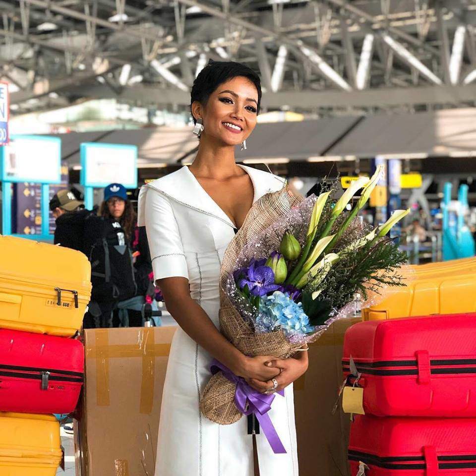 h'hen nie dien vay e de tro ve nuoc trong vong vay yeu thuong cua nguoi ham mo - 1