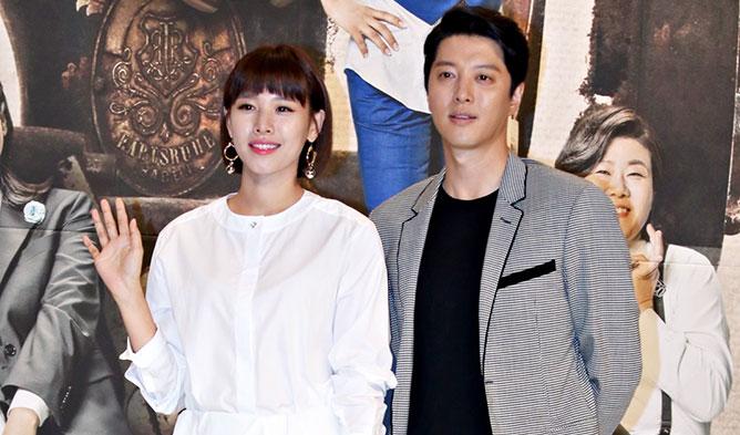 sao han va nhung cuoc tinh "vung trom", may man nhat chinh la cap thu 3 - 15