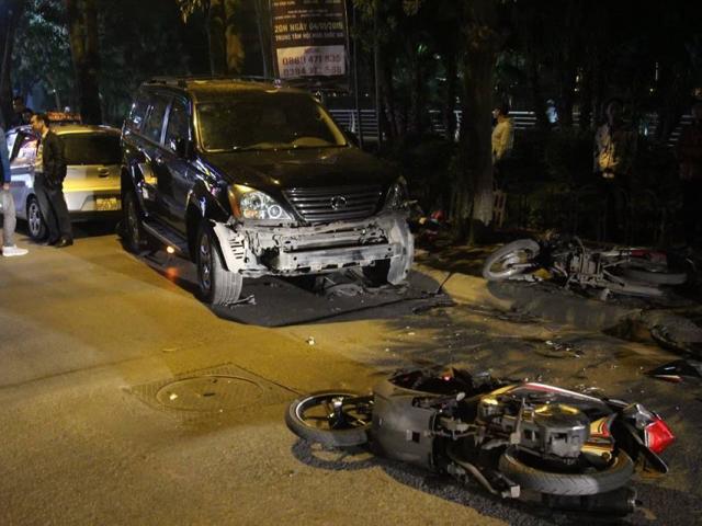 Toàn cảnh vụ tai nạn ô tô điên Lexus tại Hà Nội