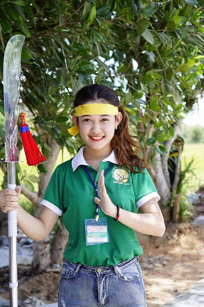 con gai dat vo mang tieng "cam roi gi chong" nhung lai vo cung chieu chong, thuong con - 4