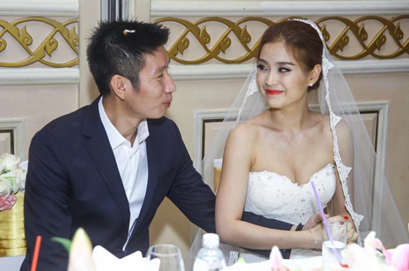 Sau khi đạt danh hiệu Á hậu 2 của Hoa hậu Việt Nam 2014, Diễm Trang không tiến sâu vào showbiz mà "theo chồng bỏ cuộc chơi". Tháng 12/2015, cô kết hôn với người chồng đại gia tên Xuân Du, là doanh nhân Việt kiều gốc Hà Nội. 
