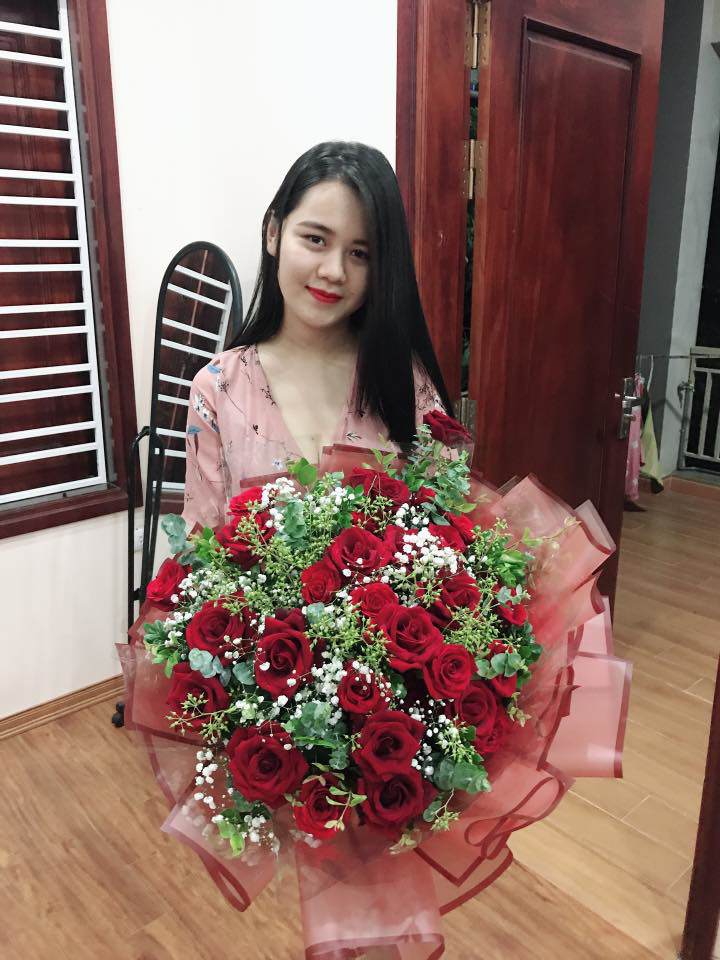 Danh tính em bé amp;#34;quyền lựcamp;#34; được Công Phượng, Xuân Trường tự tay mua bỉm sữa, mẹ bé cực đẹp - 14