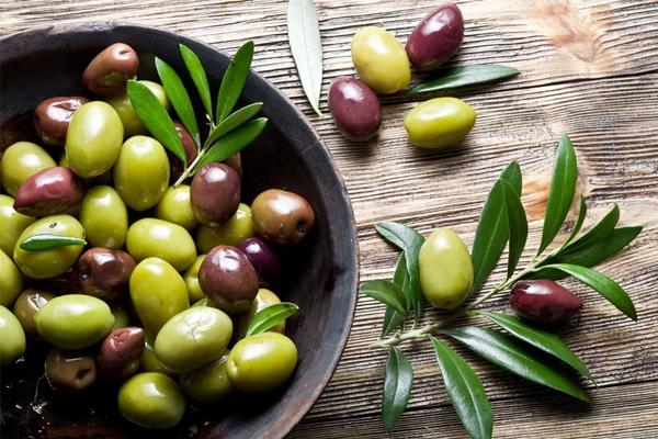 soan ngoi hau, cuop chong chi gai, vi hoang hau xinh dep nay da me hoac vua bang cach nao? - 4