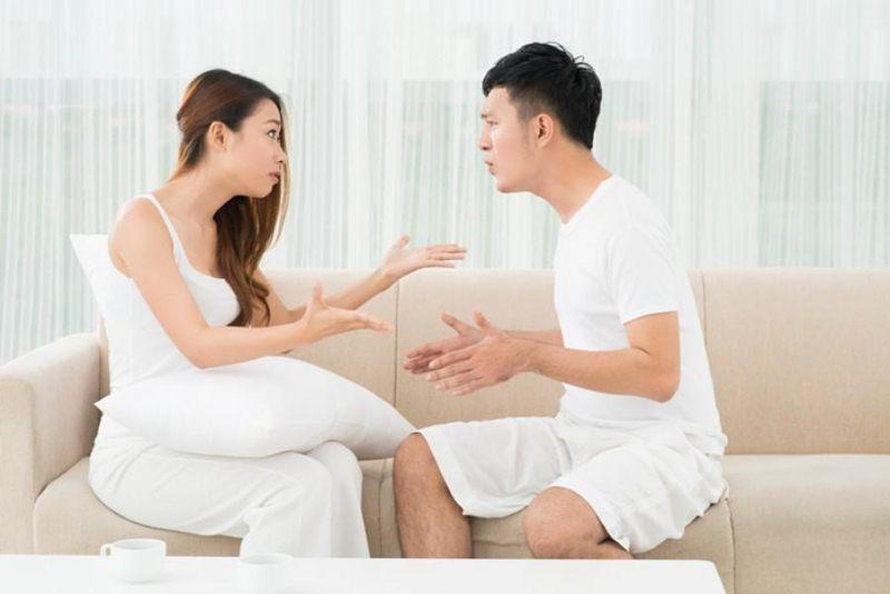 Khi mọi thứ trở nên áp lực, bên ngoài lại có nhiều cám dỗ, đàn ông sẽ chọn cách tìm đến người phụ nữ khác để thoát khỏi 'địa ngục'.
