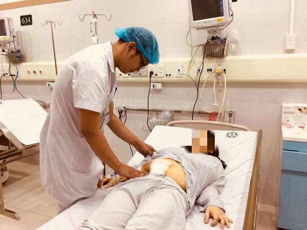 mang thai tuan 37 moi biet bi suy gan, suy than, nguoi me tre suyt mat con gai nang 3kg - 1