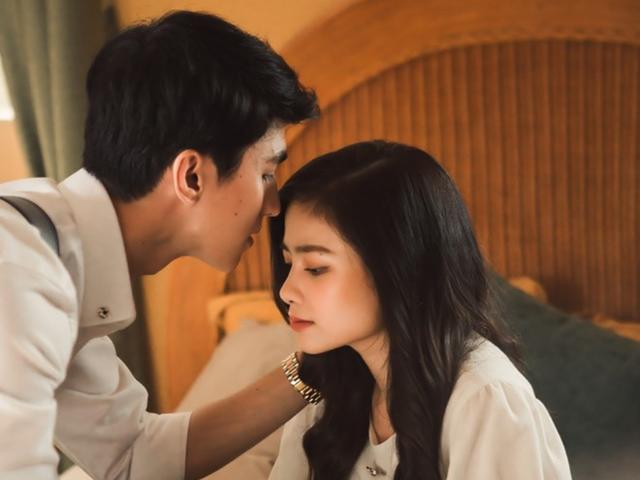 Dương Hoàng Yến kể chuyện tình tay ba của chính mình trong MV mới