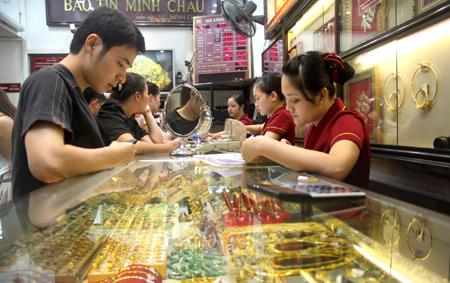 gia vang hom nay 20/12/2018: noi giam, noi bat ngo tang vot - 1