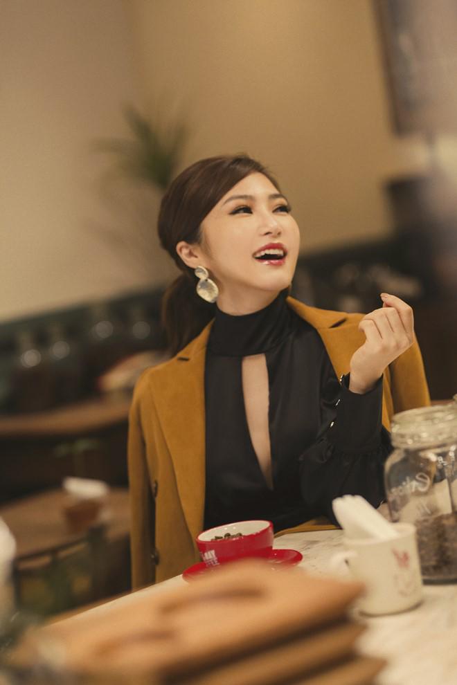 huong tram: co gai doc nhat voi ca mot "de che" am nhac chi sau 6 nam ca hat - 19