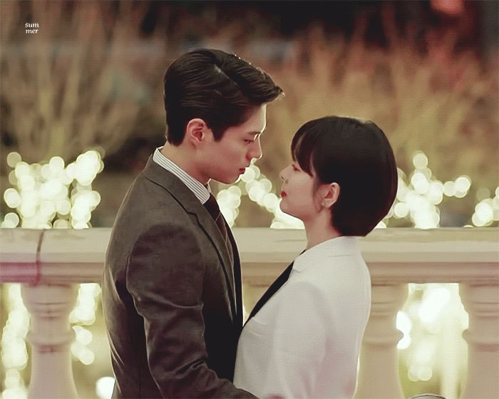 fan dong loat xin loi song joong ki, "lot dep ngoi cho" song hye kyo hon "tinh tre" - 1