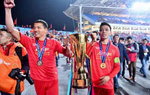 HLV Park Hang-seo lần đầu chia sẻ lý do loại Anh Đức, Văn Quyết ở Asian Cup - 1