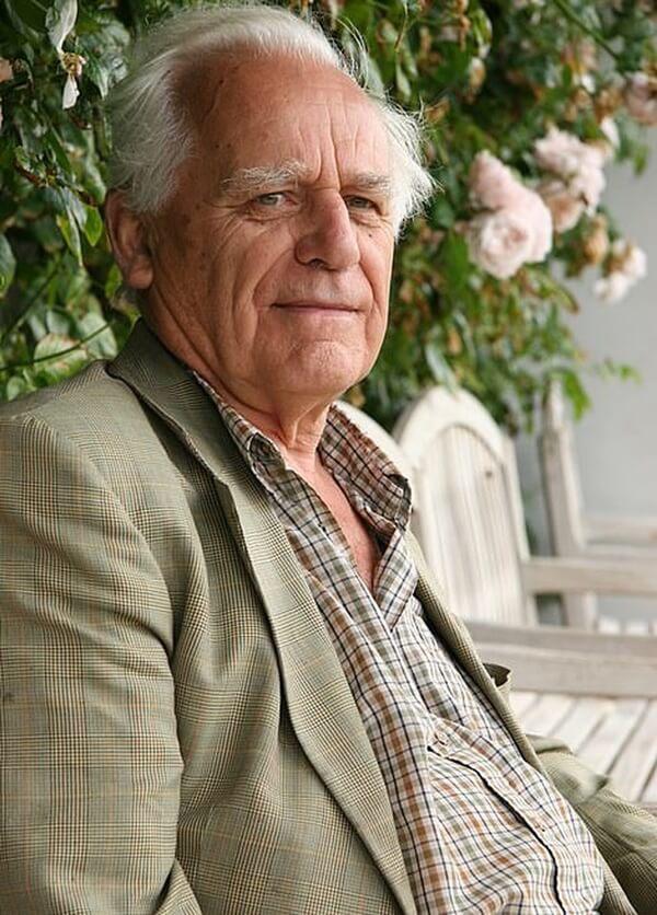 Vĩ nhân hoa hồng qua đời ở tuổi 92, nhìn “di sản” ông để lại mới nghẹn ngào - 1