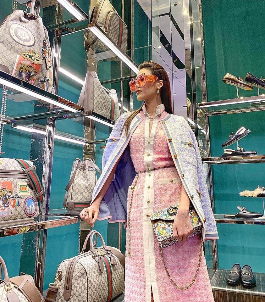 Trước và sau khi lấy chồng đại gia, Lan Khuê vẫn trung thành với kiểu ăn mặc này - 6