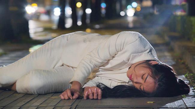 Gạo Nếp Gạo Tẻ: Khăng khăng đòi chết theo Tường, Hương bàng hoàng biết mình có thai - 5