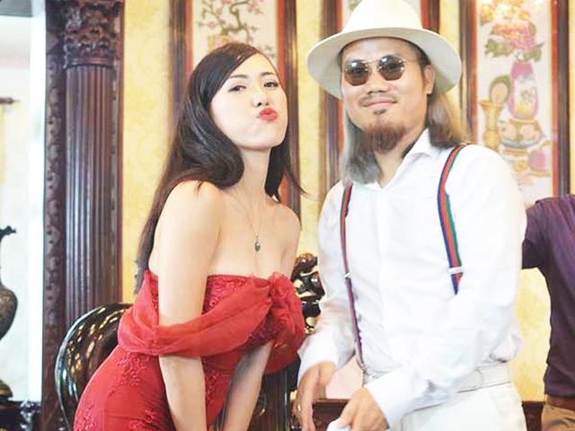 Tôi ngu khi dùng cảnh nóng, hot girl sexy để câu người xem hài Tết